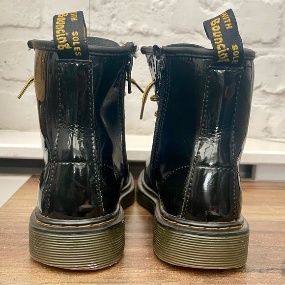 Dr Martens 1460 Patent Leather Lace Up Black Boots 8 Eyelets Zip, Junior Size 2 - Picture 5 of 6